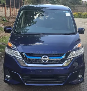 Nissan Serena 2019 Blue