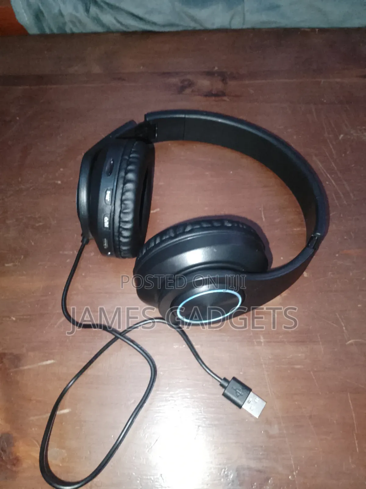 B39 Wireless Headphones Led Version