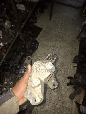 Honda Stepwagon New Model Engine Mount