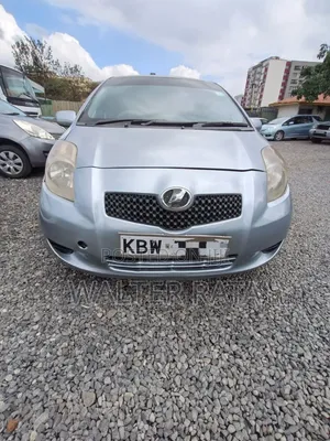 Toyota Vitz 1.3 AWD 5dr 2006 Gray