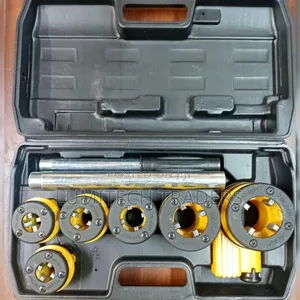 Pipe Threading 9 PCS Set / Die Stock