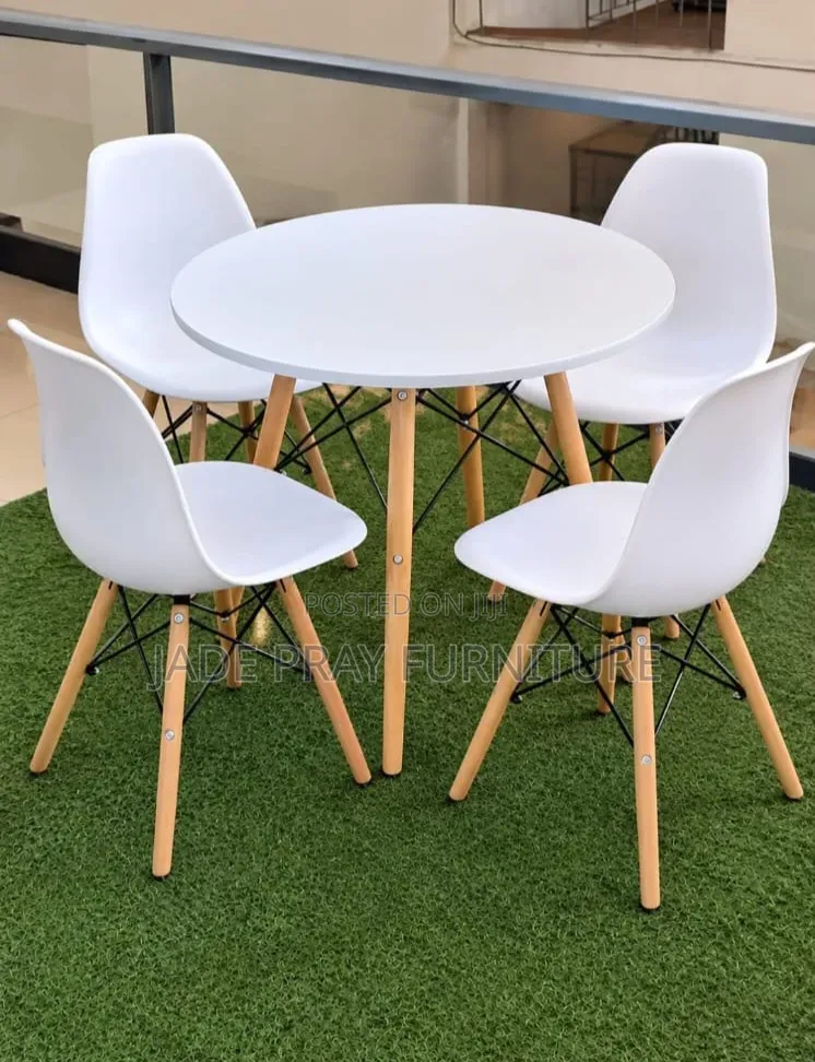 Eames Table,Prime Dinning Set