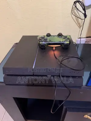 Sony PlayStation 4, 500GB, Black