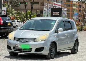 Nissan Note 2011 Silver