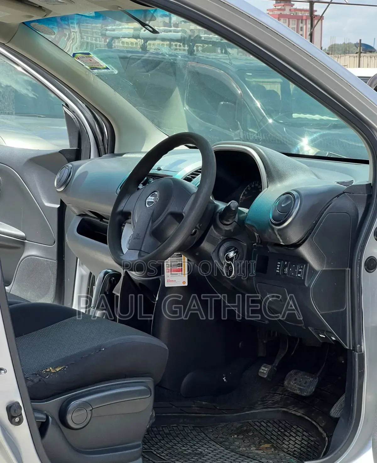 Nissan Note 2011 Silver