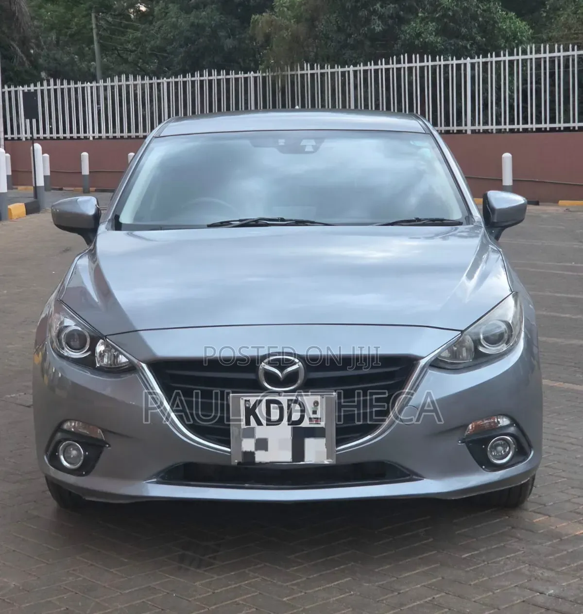 Mazda Axela SV Premium 2014 Silver