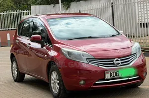 Nissan Note 2014 Red