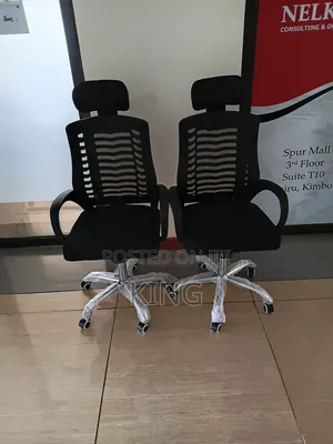 Plactical Office Chair/Luxury Modern Primium Office Headrest Chair