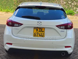 Mazda Axela 2016 White