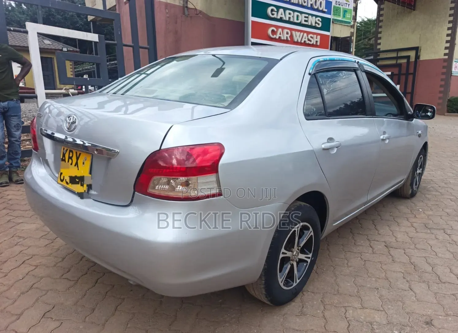 Toyota Belta 2006 Silver