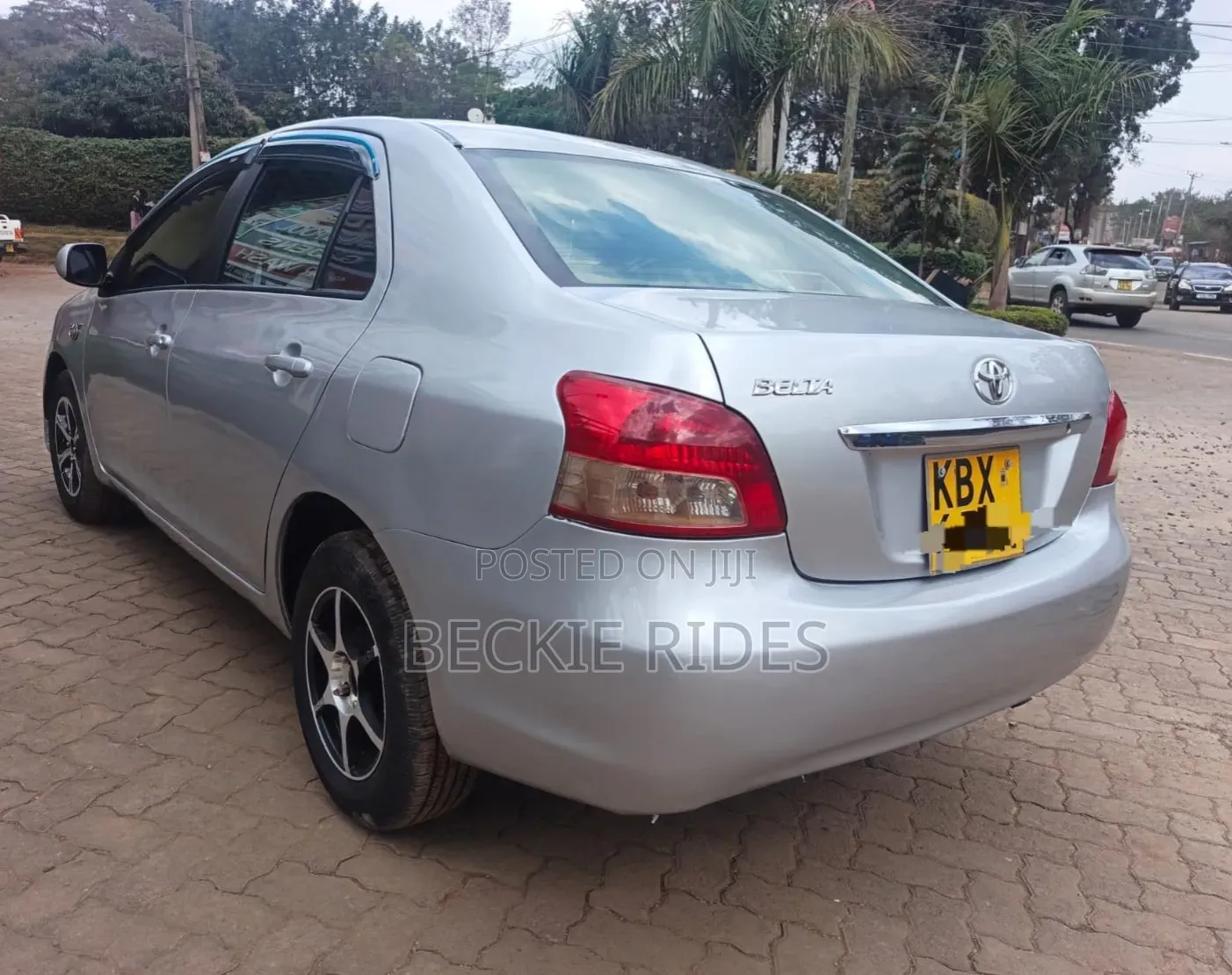 Toyota Belta 2006 Silver