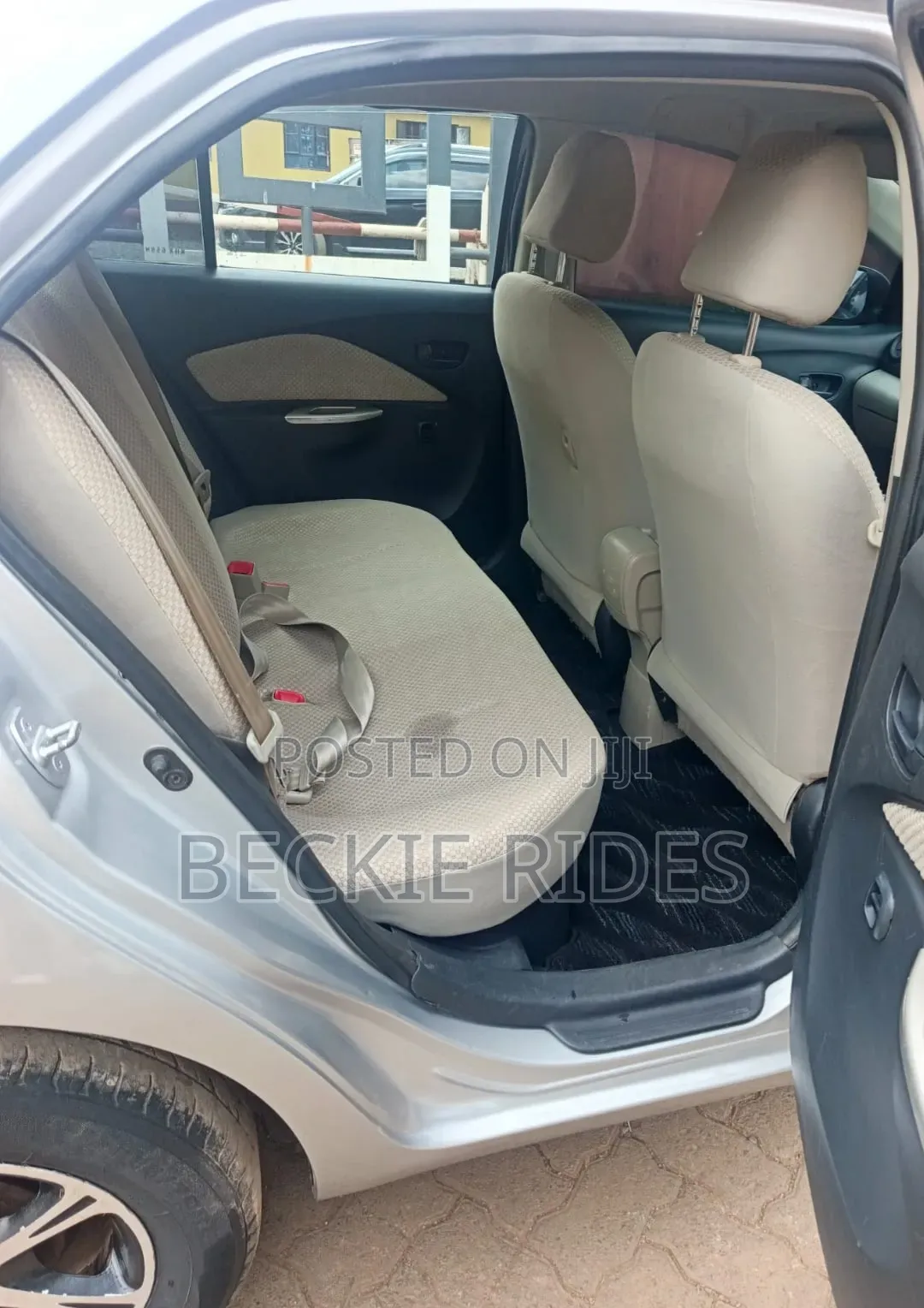 Toyota Belta 2006 Silver