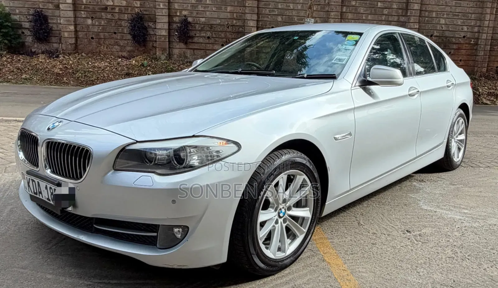 BMW 523i 2012 Silver