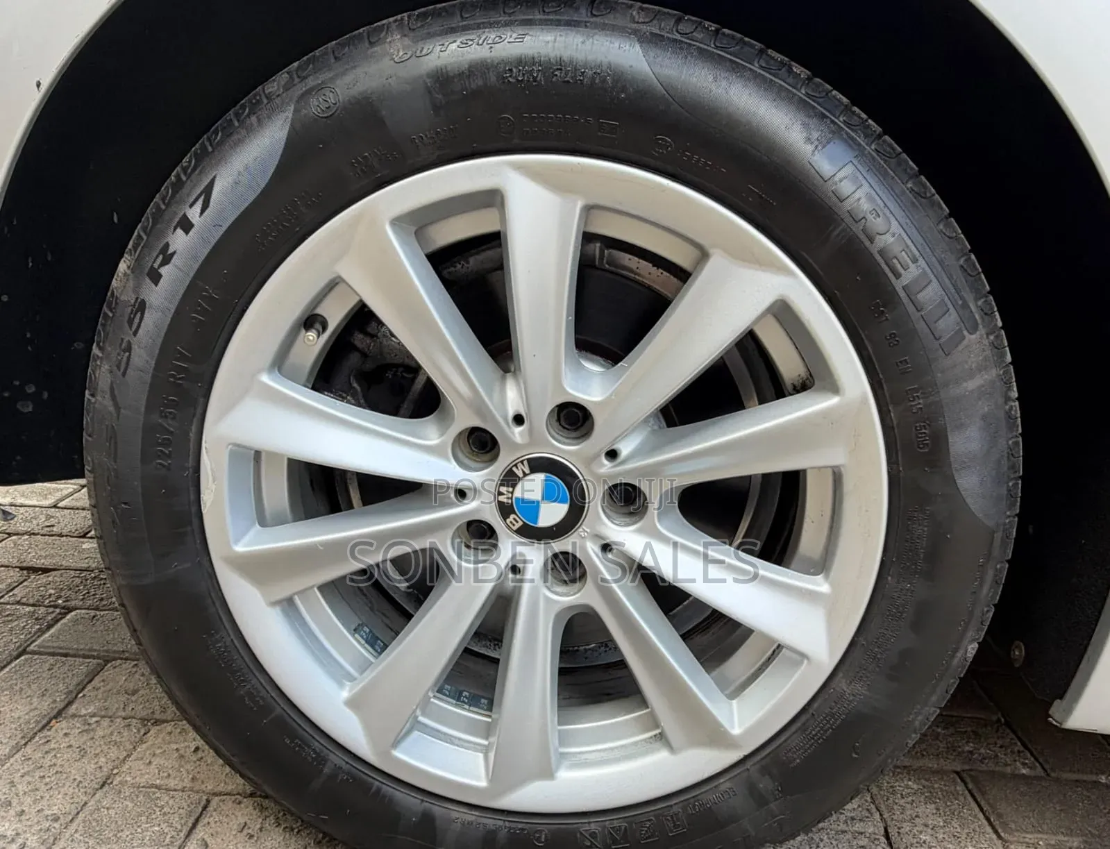 BMW 523i 2012 Silver