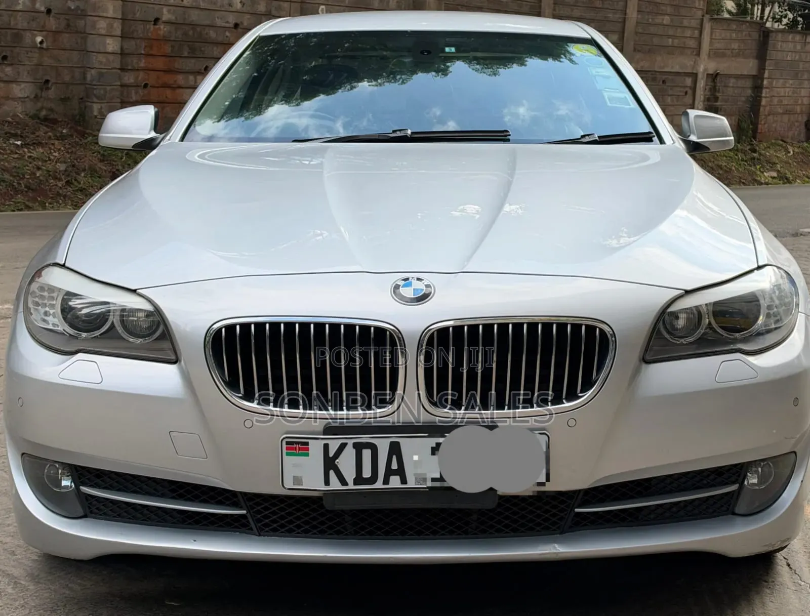 BMW 523i 2012 Silver
