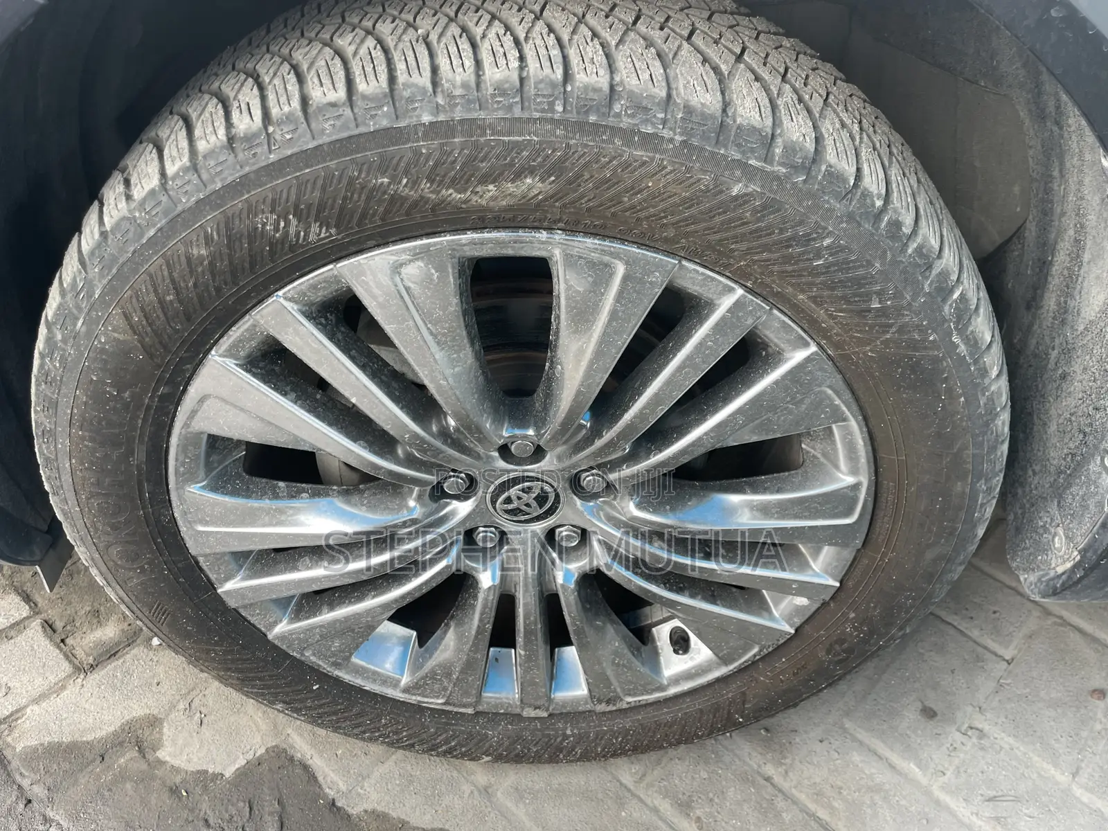 Toyota Harrier 2.0 2020 Blue