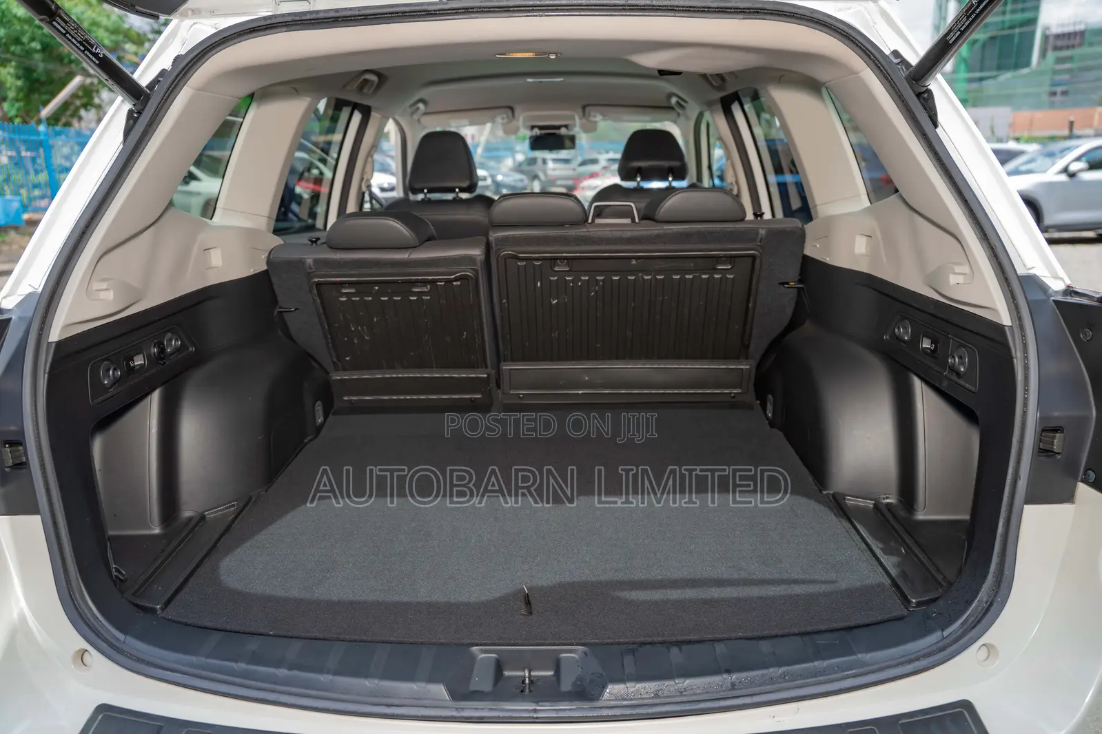 Subaru Forester 2019 White
