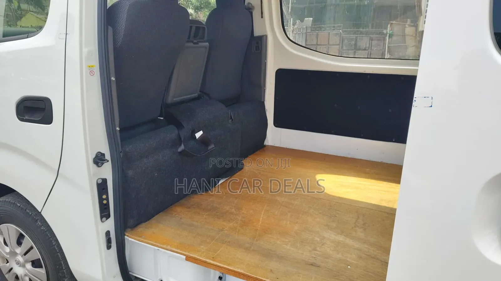 Nissan Caravan (Urvan) 2020 White
