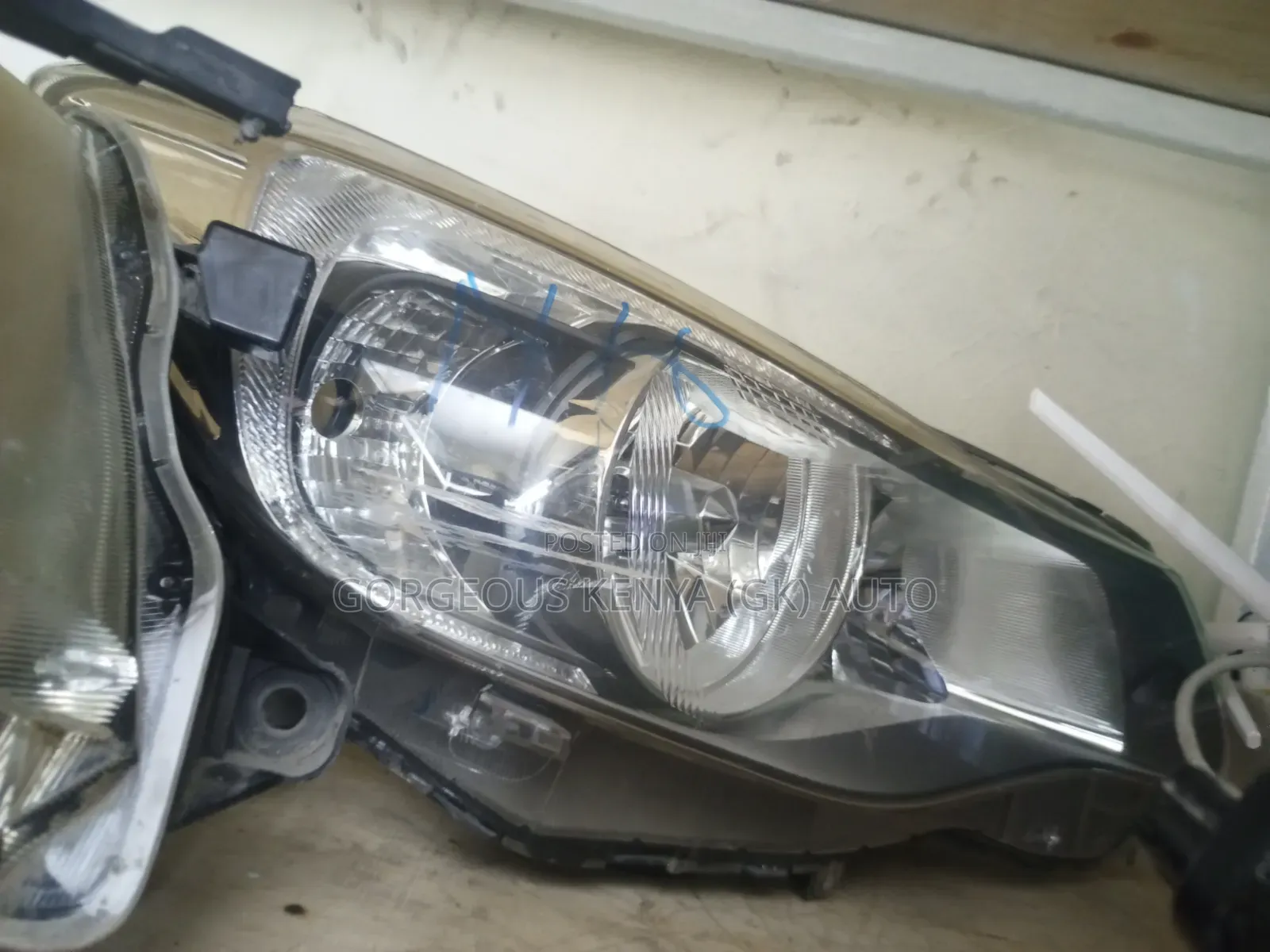 N16 Headlights Xenon