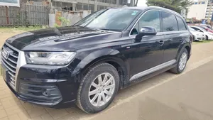 Audi Q7 2019 Black