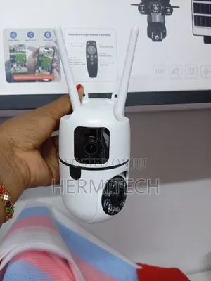 Wireless PTZ Wall Mount Camera With Intelligent Auto Tracking
