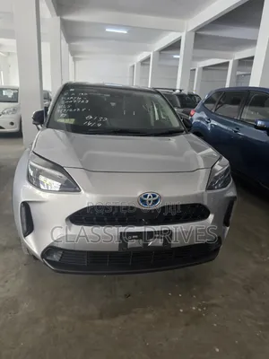 Toyota Yaris 2020 Silver