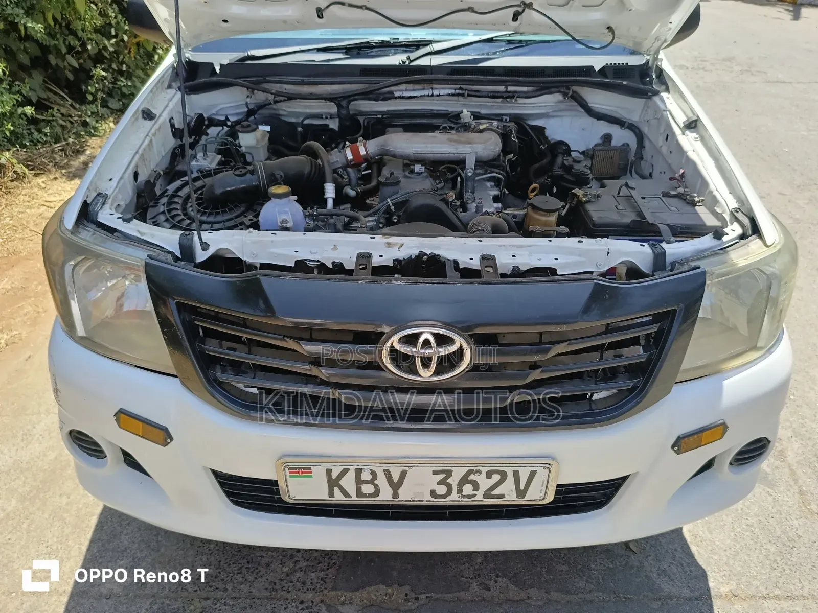 Toyota Hilux 2013 White