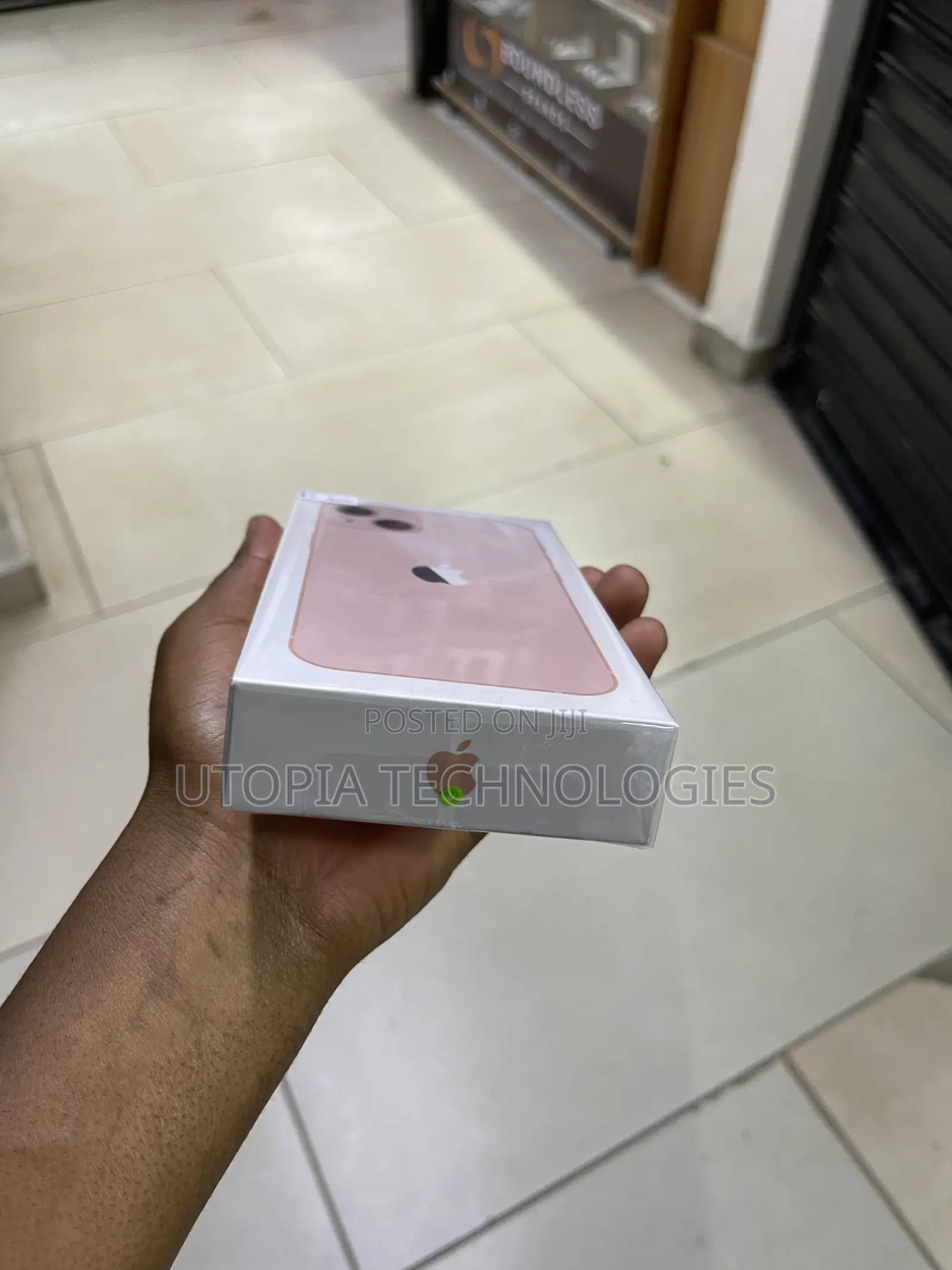 Apple iPhone 13 256 GB Pink