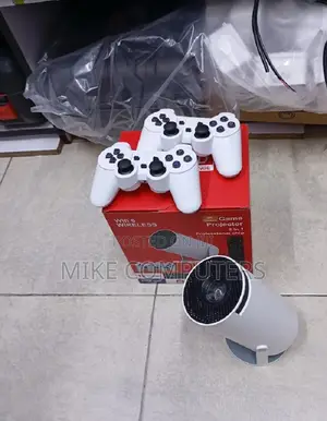HY300 Portable Home Theatre Projector 150 Inch Screen