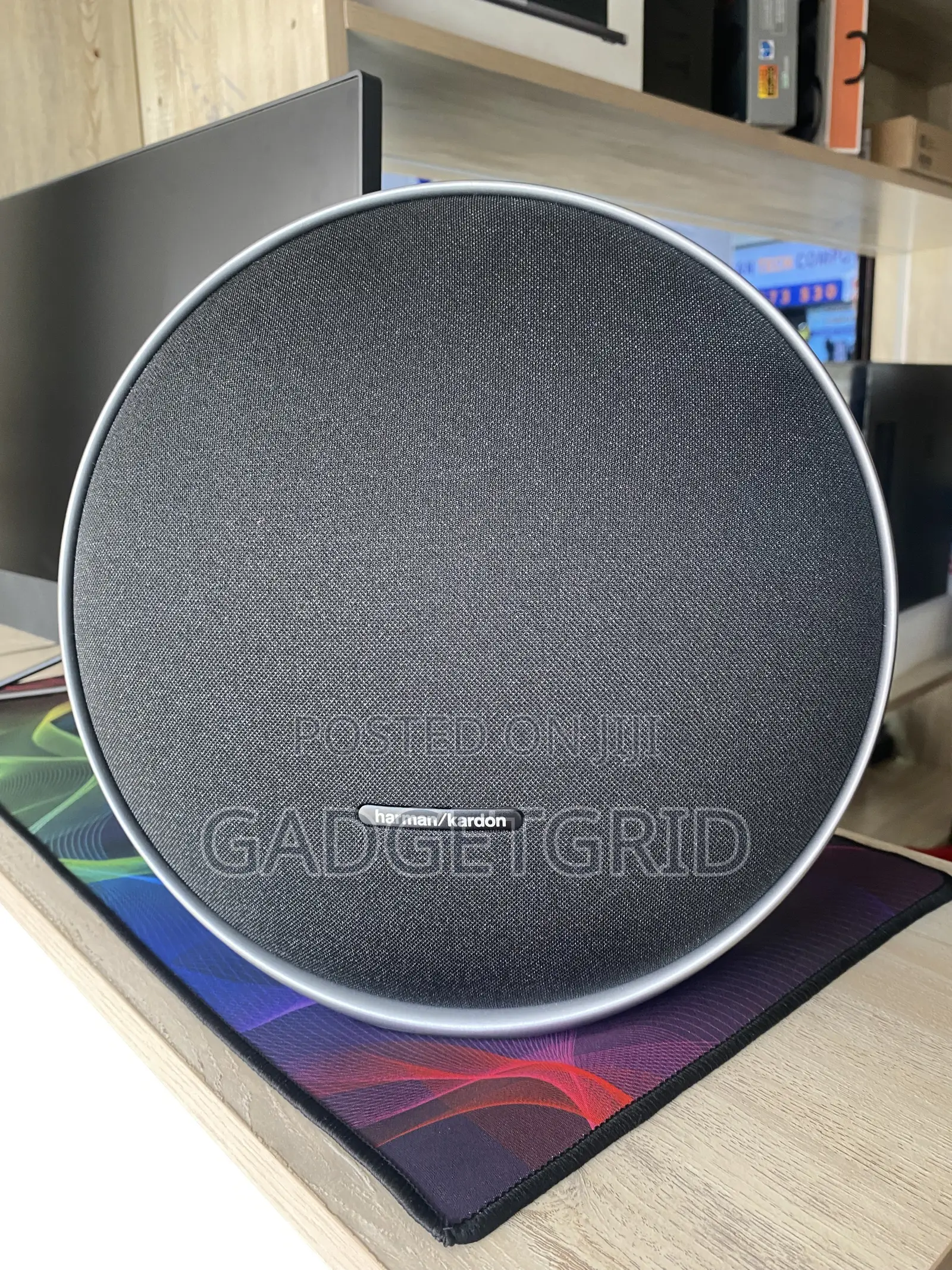 Harman Kardon Onyx Studio 9
