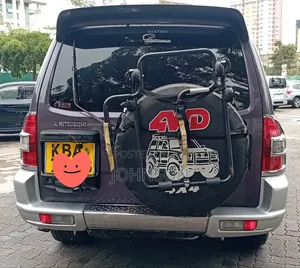 Mitsubishi Pajero GL 2000