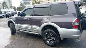 Mitsubishi Pajero GL 2000