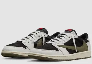 NIKE SB Dunks Travis Scott "Olive Green"