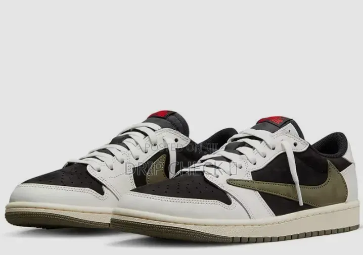 NIKE SB Dunks Travis Scott "Olive Green"