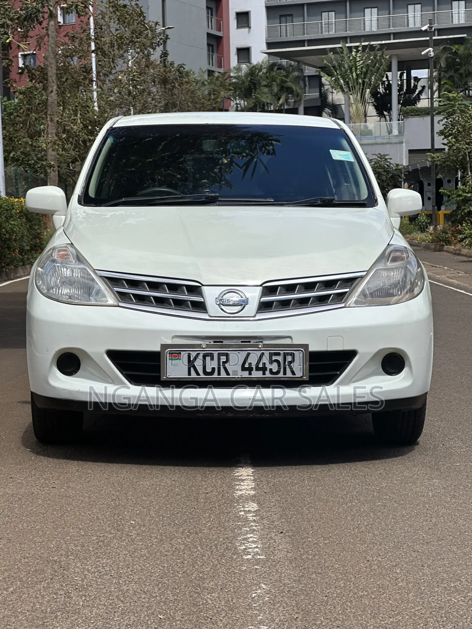Nissan Tiida 2011 White