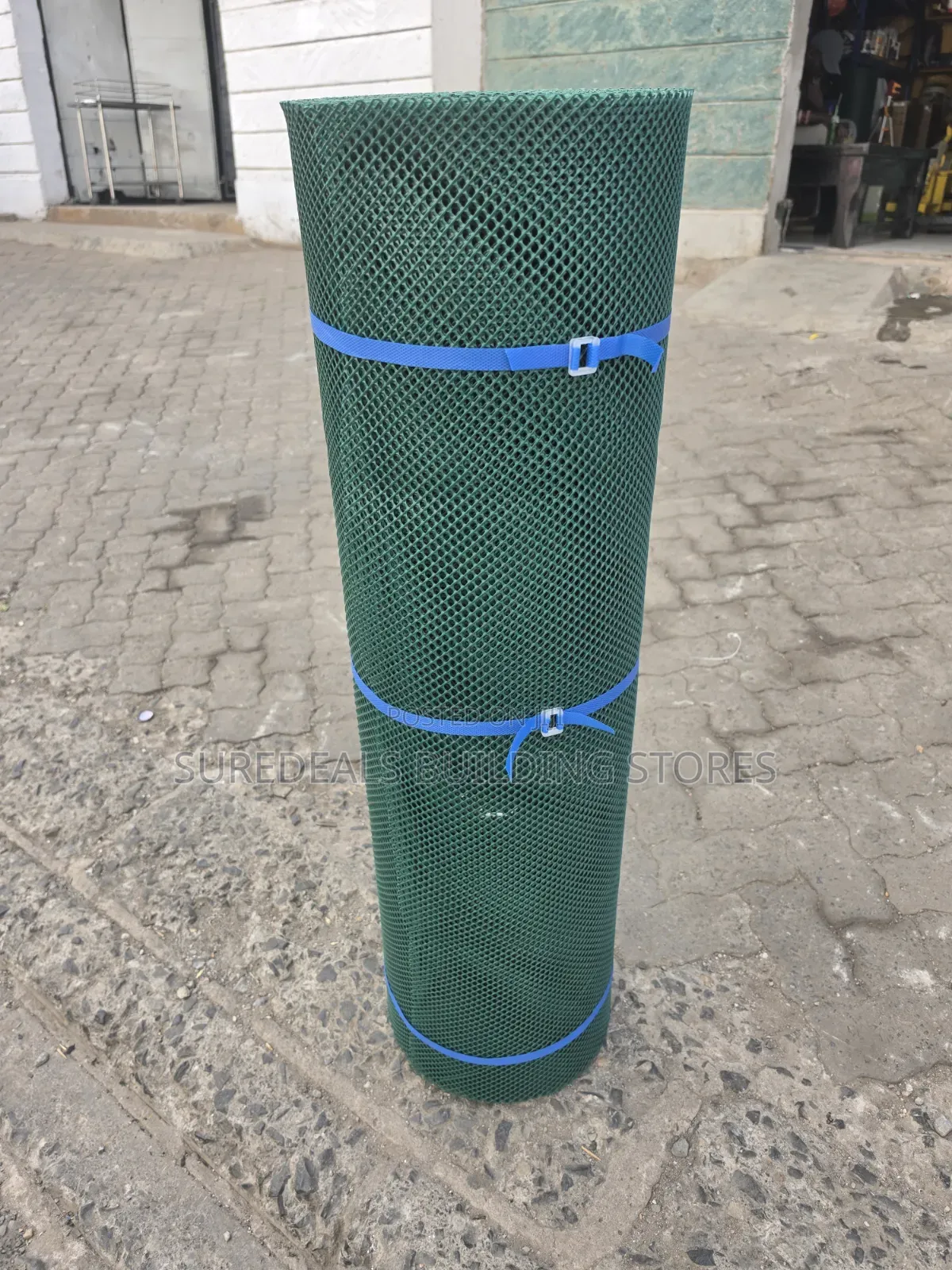 Plastic Chicken Wire Mesh, Poultry Mesh 1mtr by 25m.