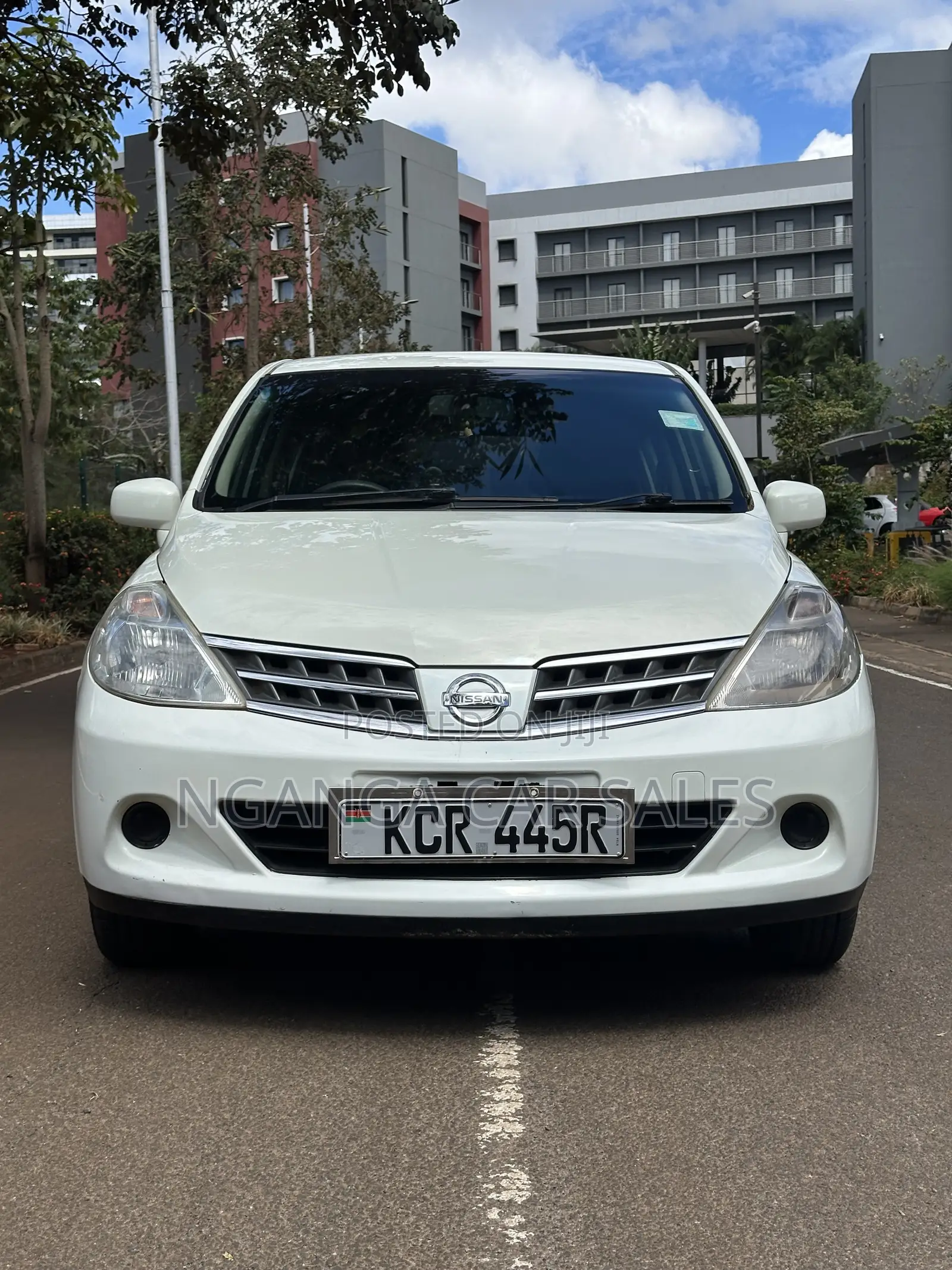 Nissan Tiida 2011 White