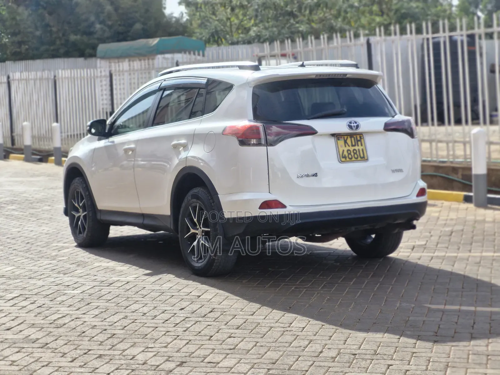 Toyota RAV4 2015 White