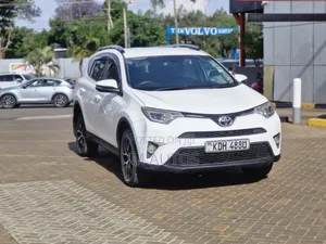 Toyota RAV4 2015 White