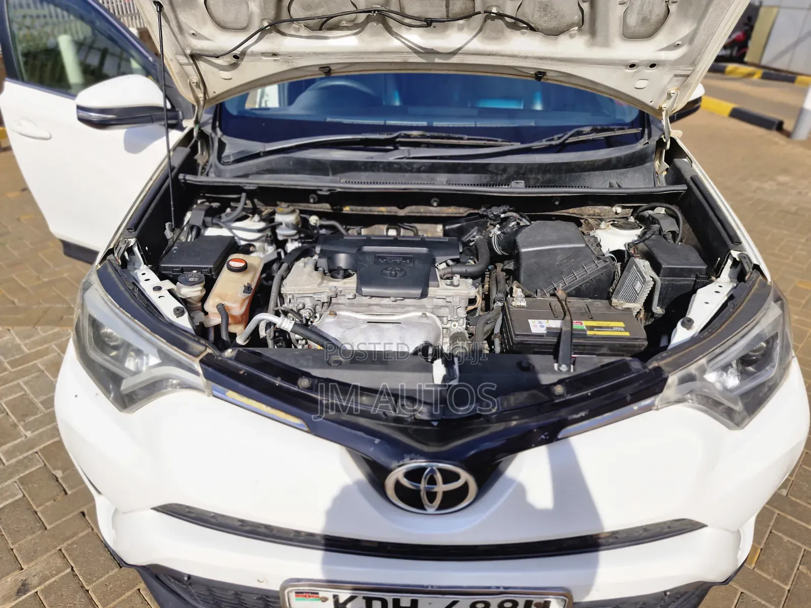 Toyota RAV4 2015 White