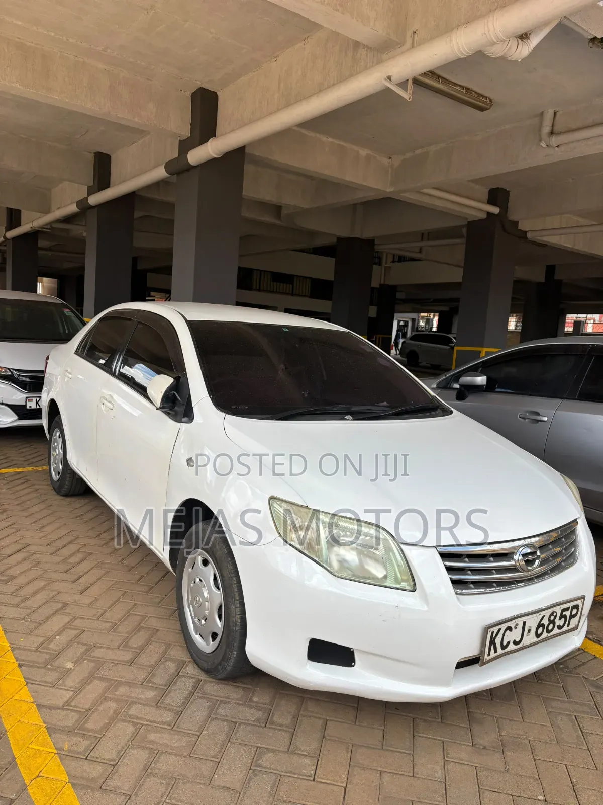 Toyota Axio 2010 White