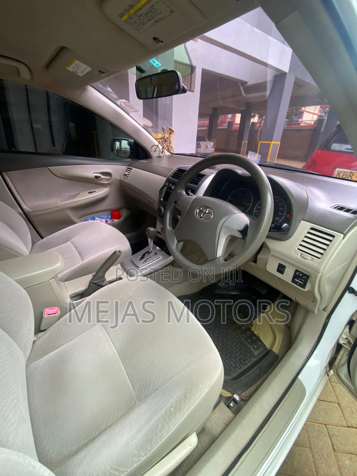 Toyota Axio 2010 White