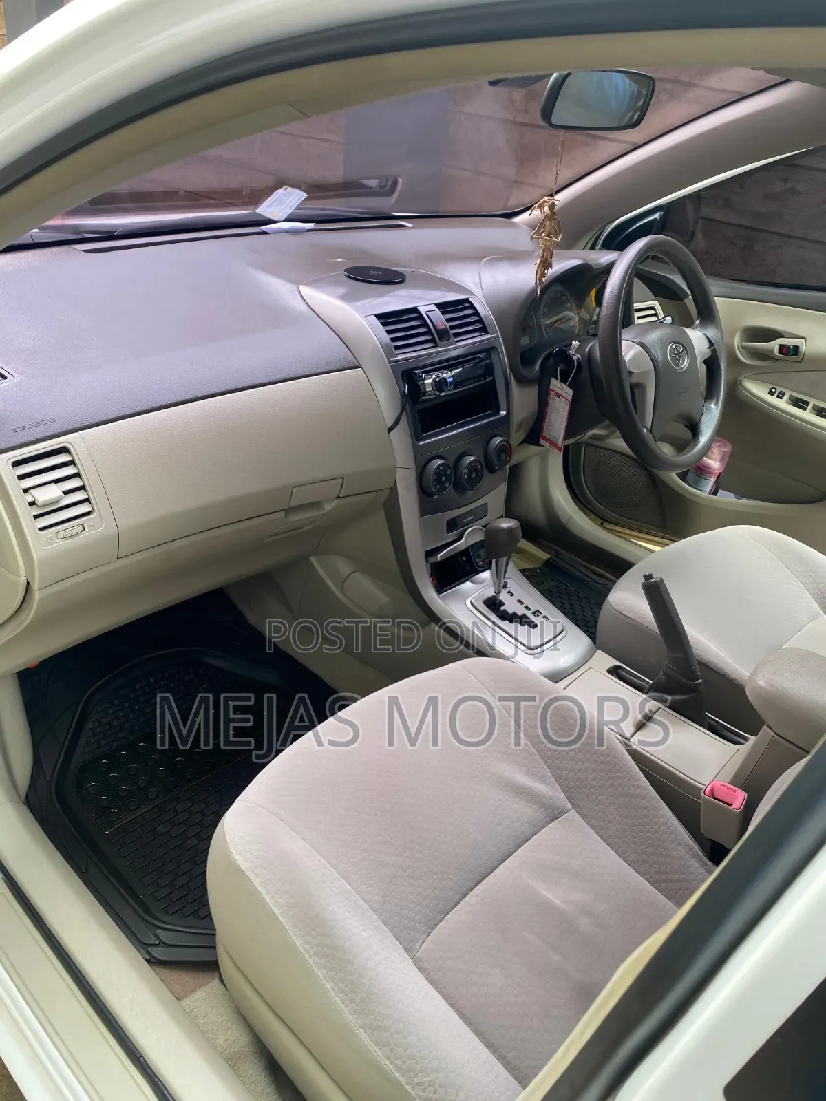 Toyota Axio 2010 White