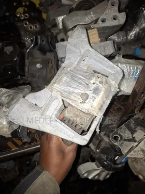 Mazda Biante Engine Mount