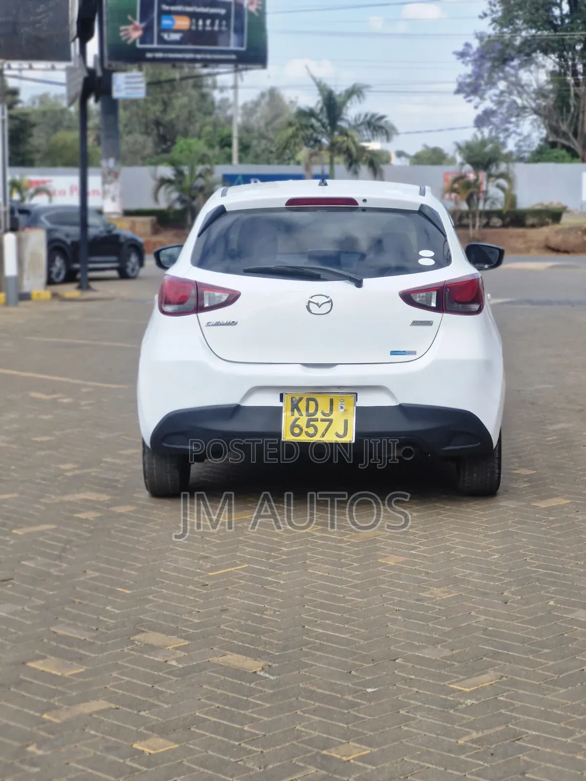 Mazda Demio 2016 White