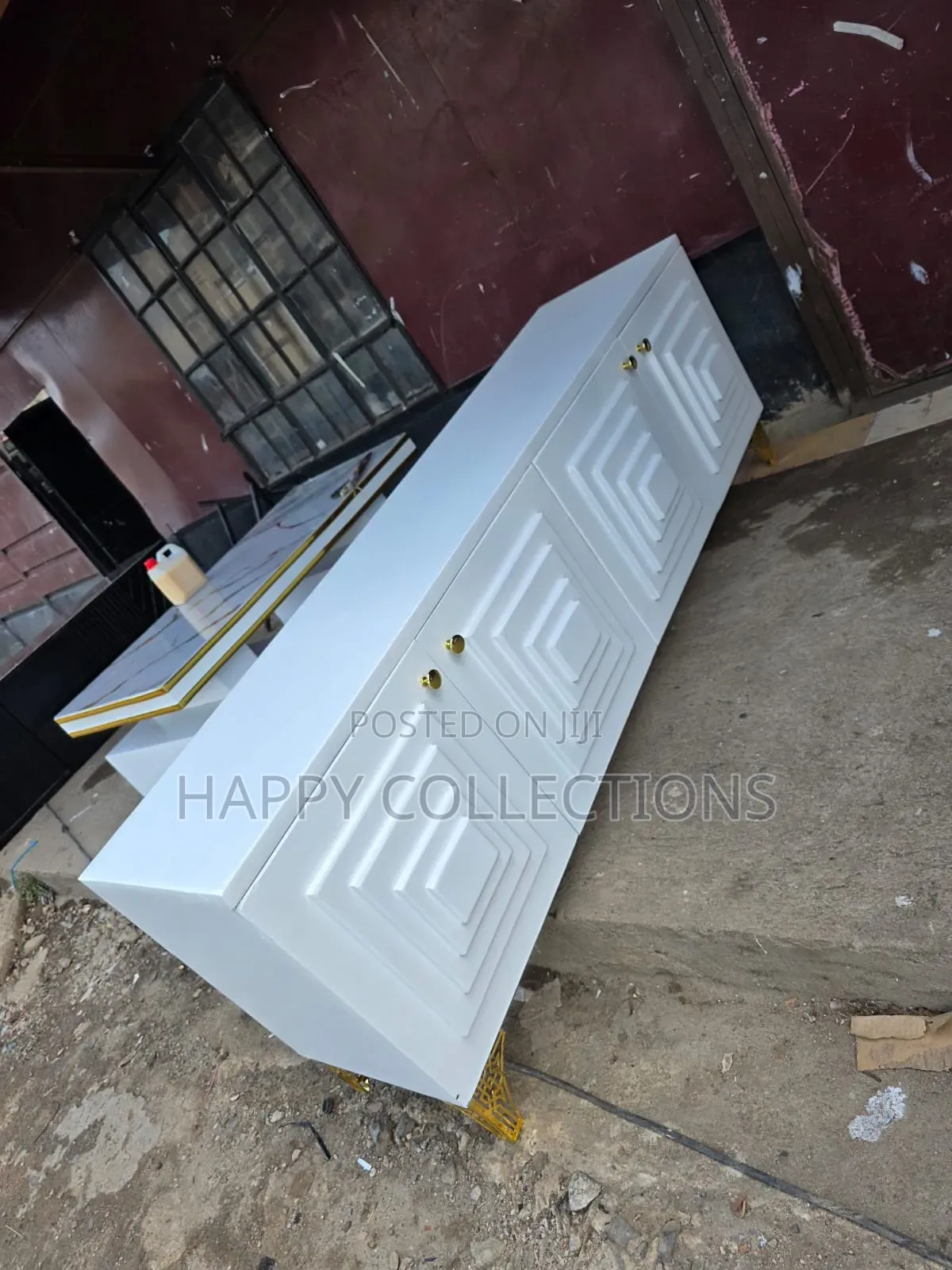 TV Stand 
5.5fts at *16000*