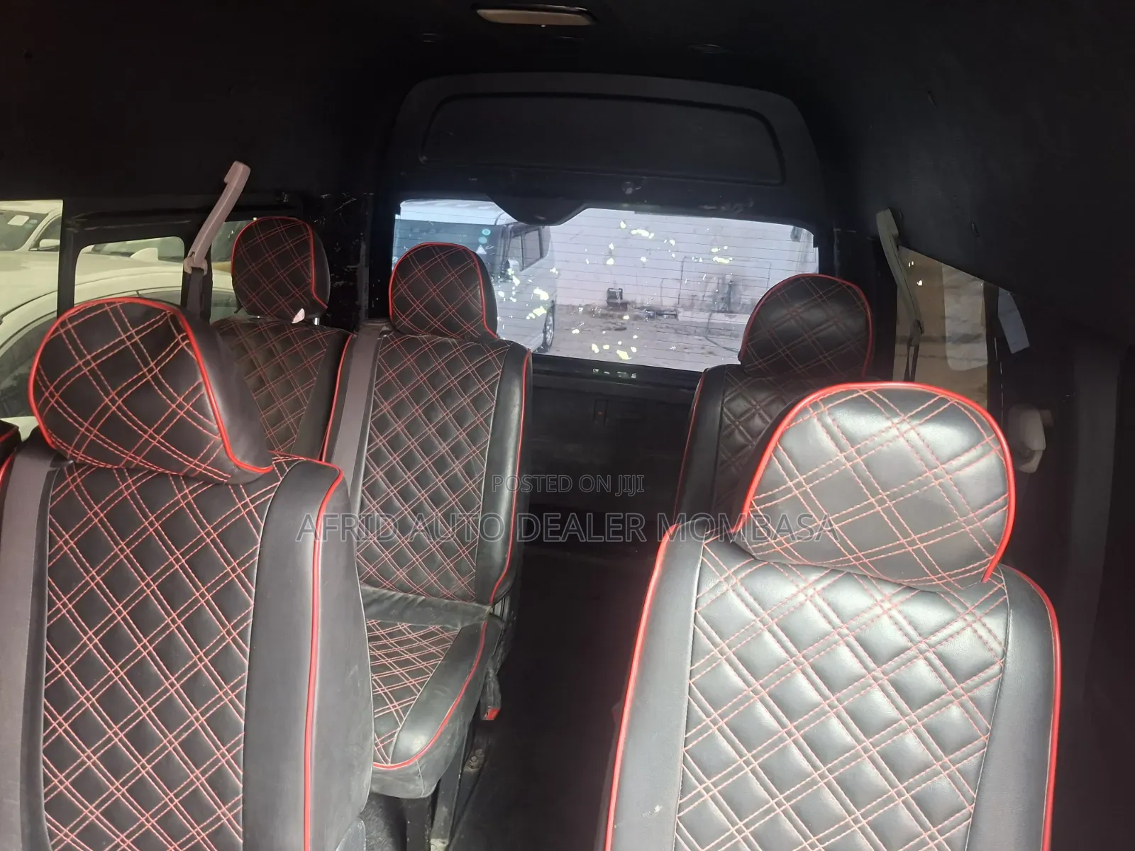 Toyota HiAce 2019 Black