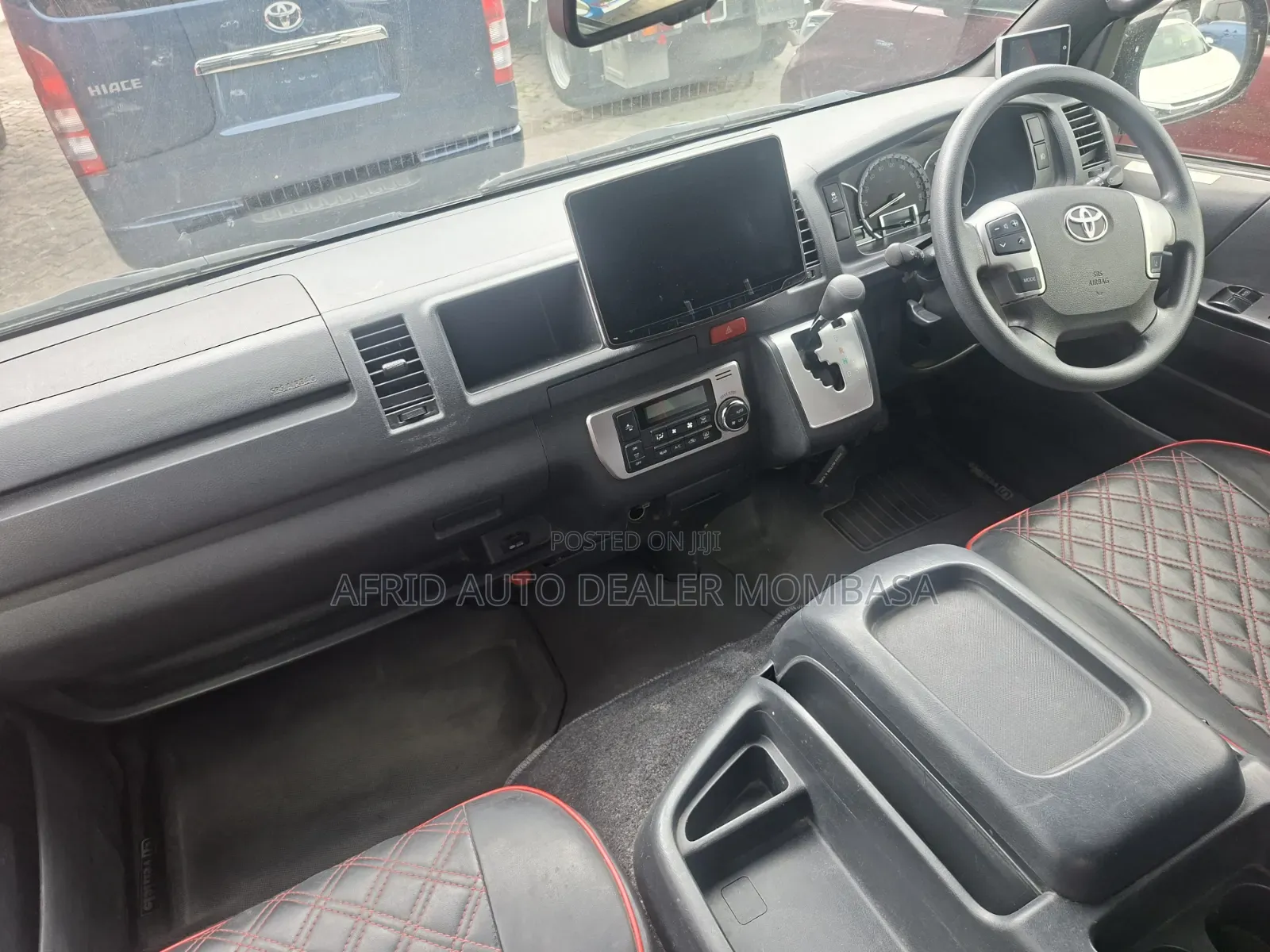 Toyota HiAce 2019 Black