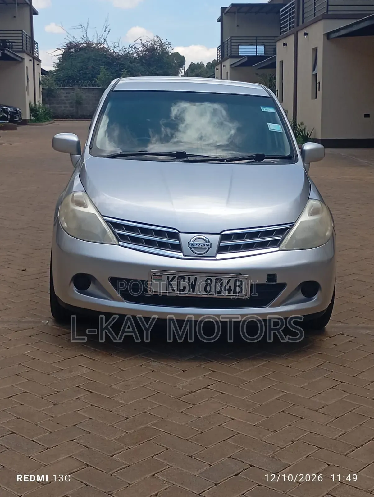 Nissan Tiida 2012 Silver