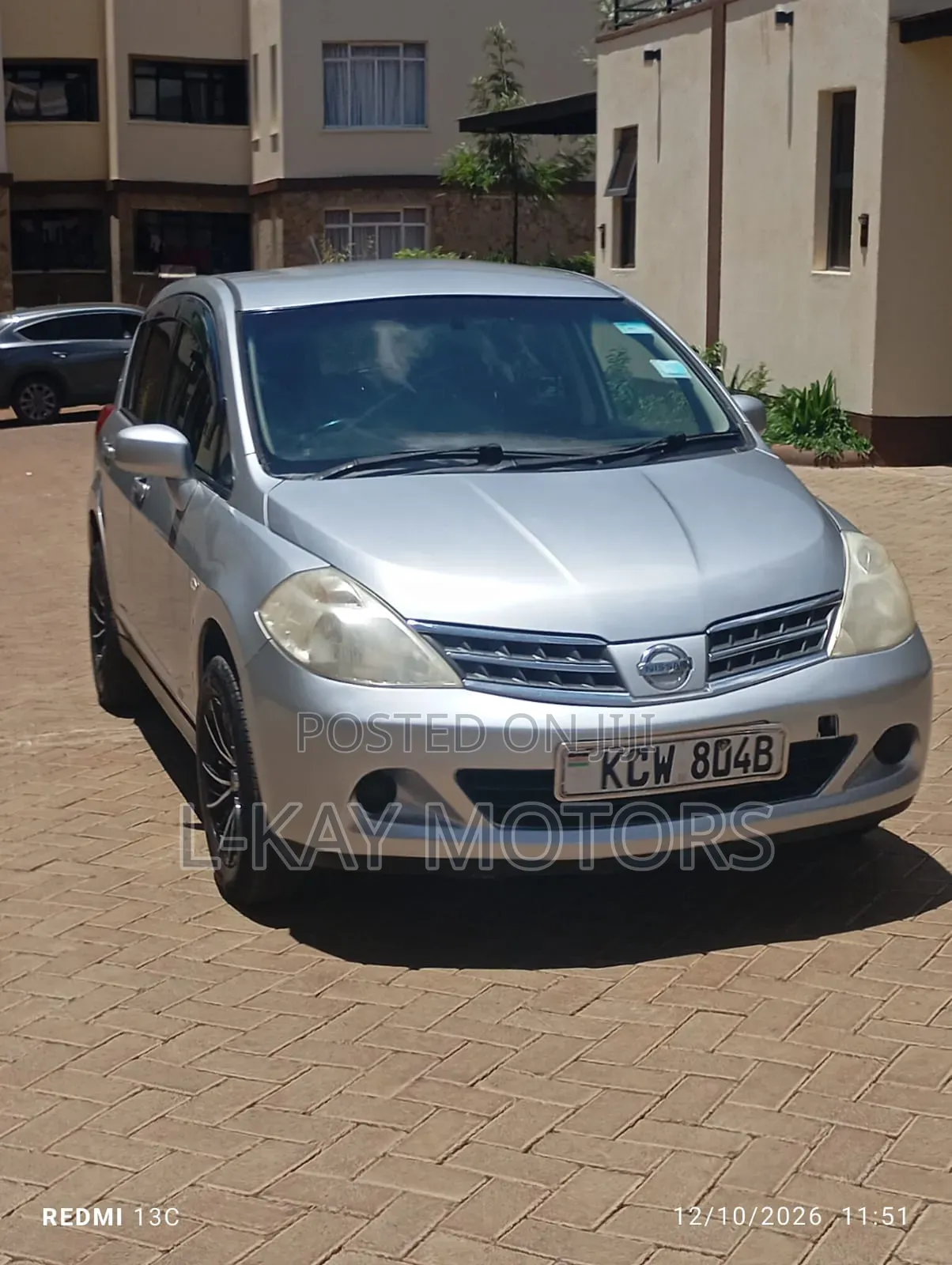 Nissan Tiida 2012 Silver